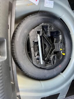 
										Volkswagen Jetta 2012 full									